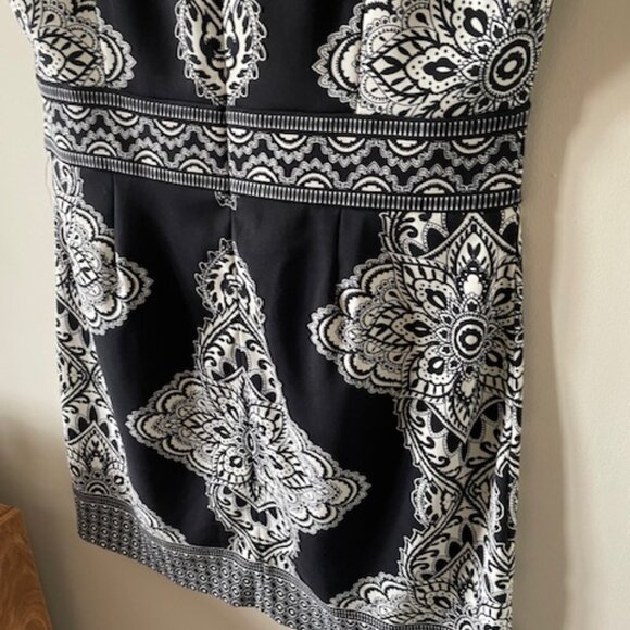 Jessica  Sheath Sleeveles Black /White Floral Size 14 - Picture 8 of 9